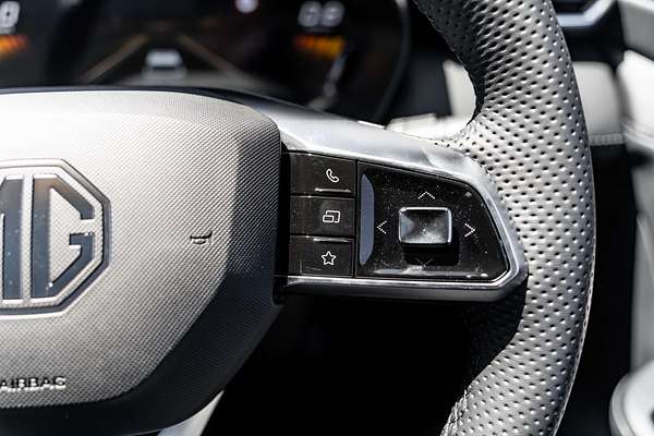 2025 MG ZS Essence ZS32