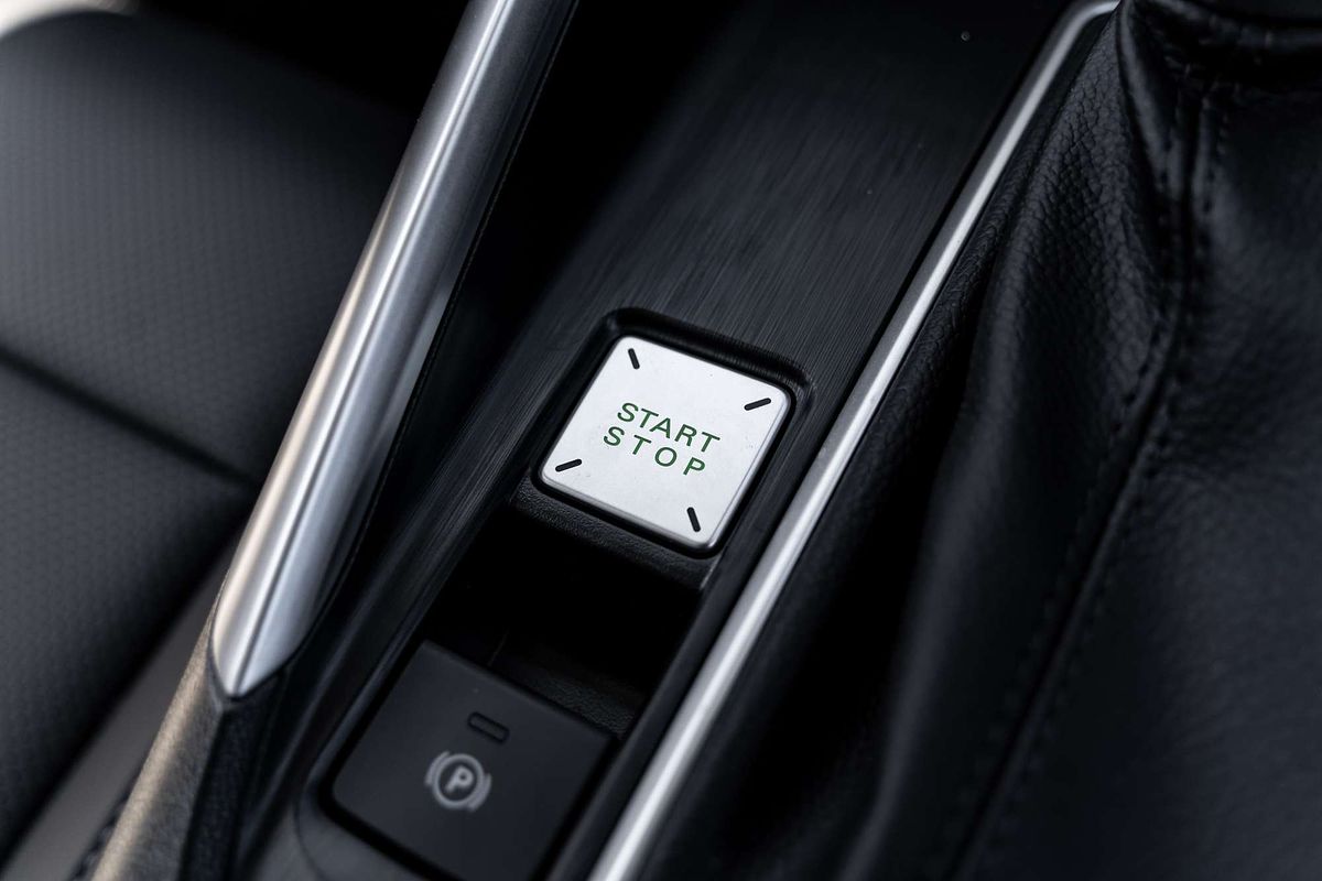 2025 MG ZS Essence ZS32