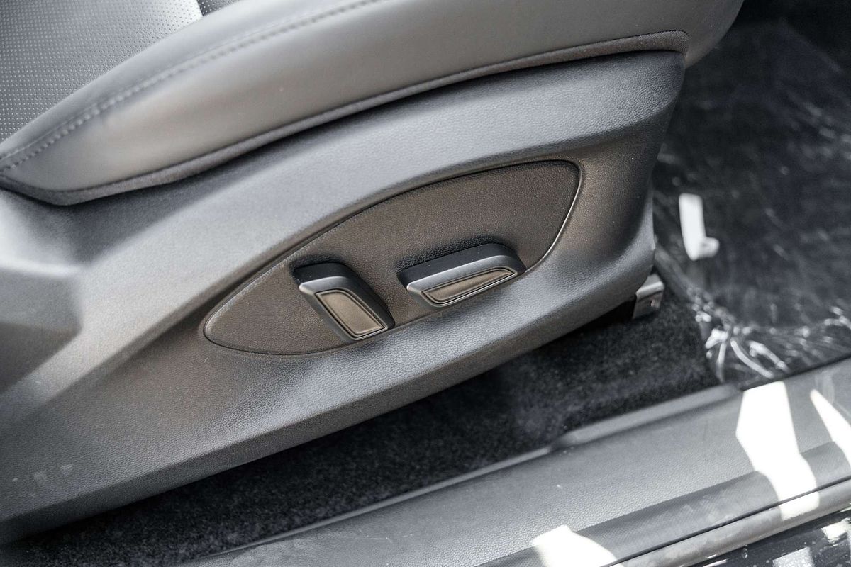 2025 MG ZS Essence ZS32