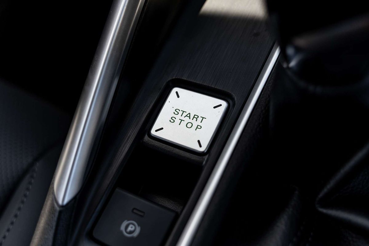 2025 MG ZS Essence ZS32