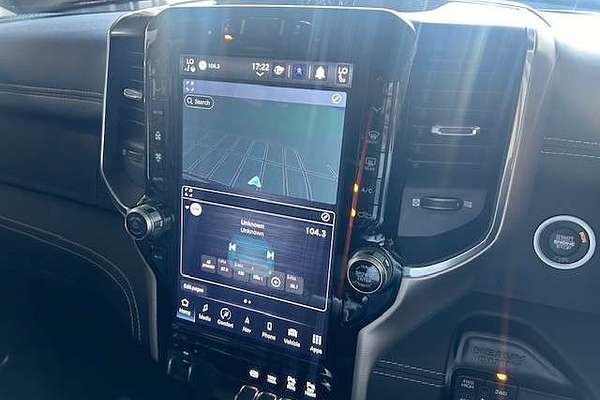 2024 RAM 2500 Laramie DJ 4X4