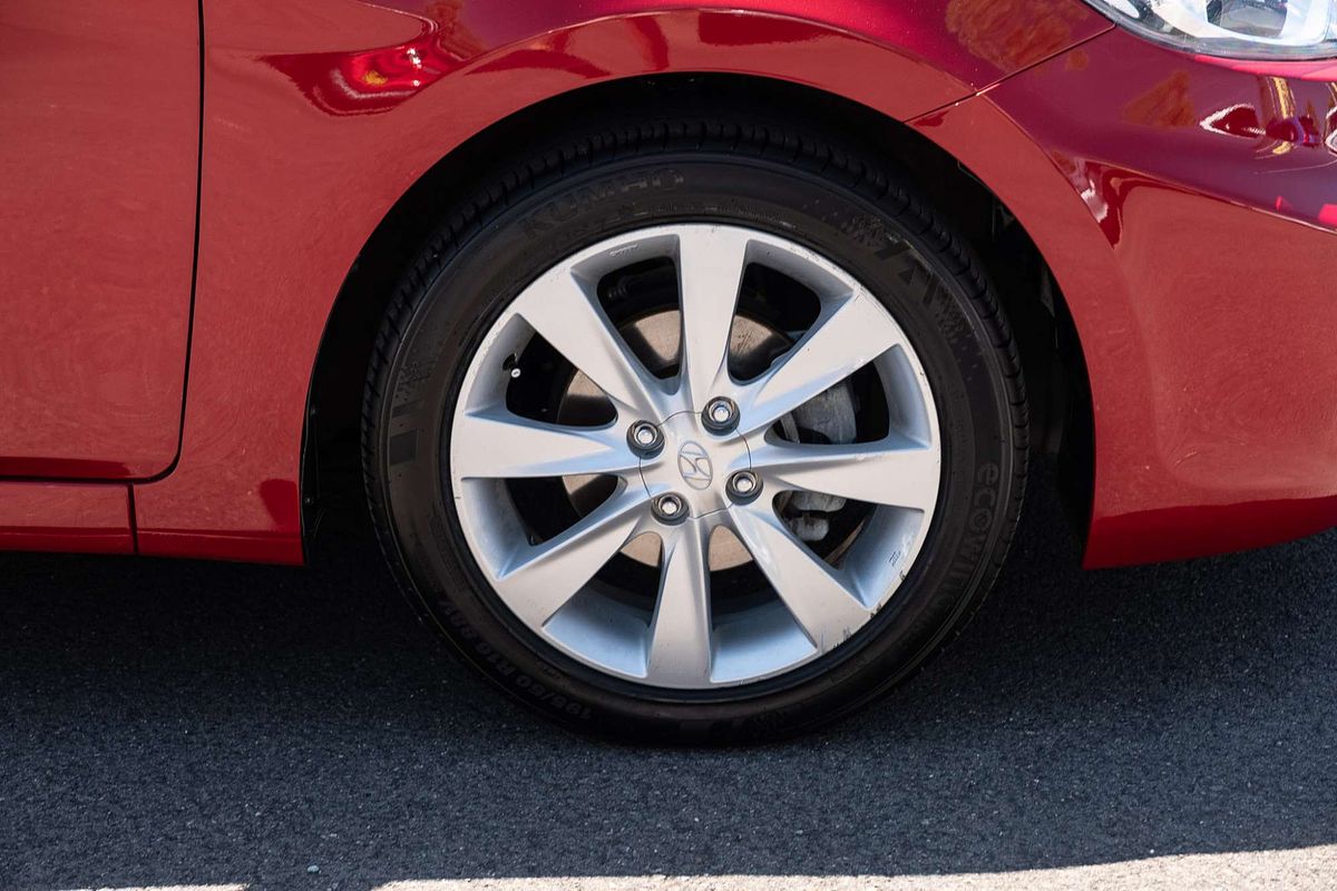 2018 Hyundai Accent Sport RB6