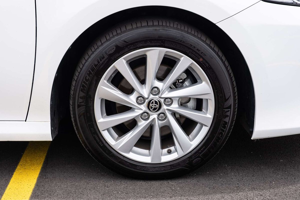 2024 Toyota Camry Ascent AXVH70R