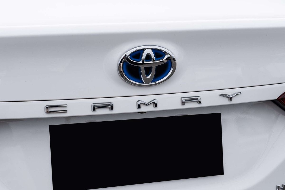 2024 Toyota Camry Ascent AXVH70R