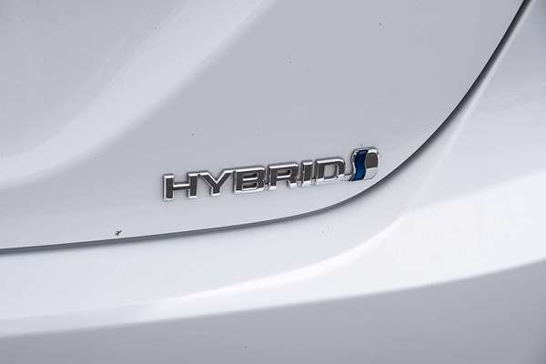 2024 Toyota Camry Ascent AXVH70R