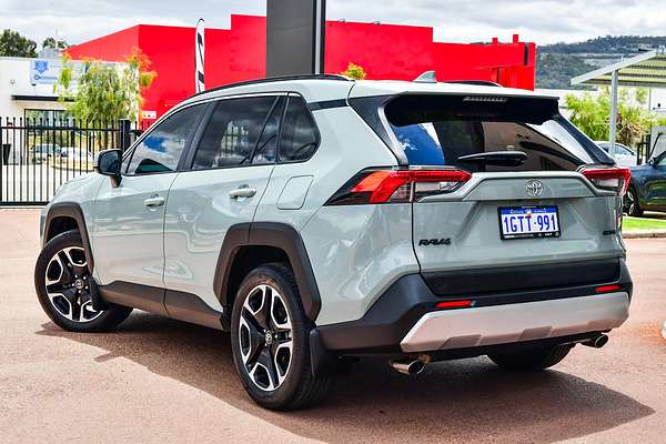 2019 Toyota RAV4 Edge AXAA54R