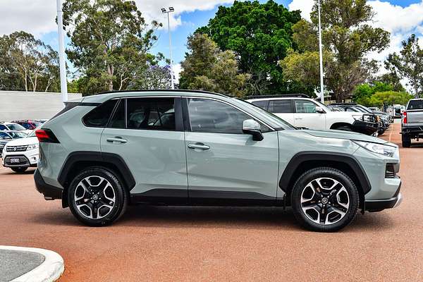 2019 Toyota RAV4 Edge AXAA54R