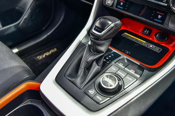 2019 Toyota RAV4 Edge AXAA54R