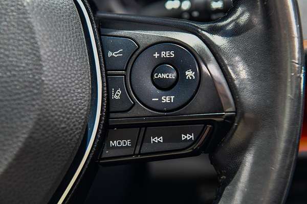 2019 Toyota RAV4 Edge AXAA54R