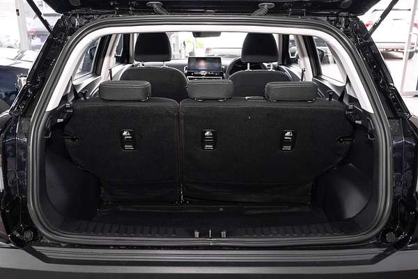 2025 Mahindra XUV3XO AX5L