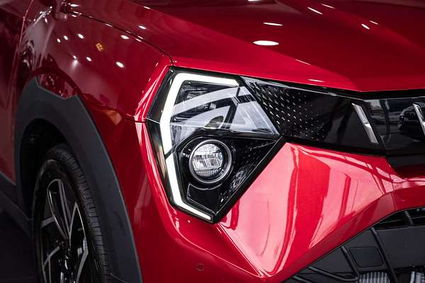 2025 Mahindra XUV3XO AX7L