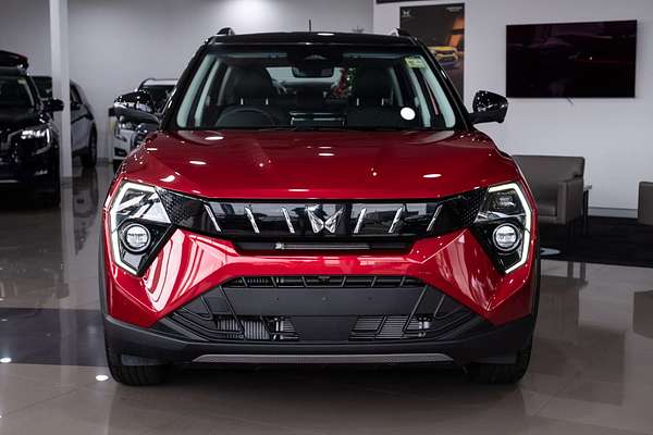 2025 Mahindra XUV3XO AX7L