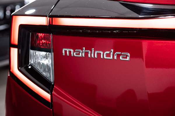 2025 Mahindra XUV3XO AX7L