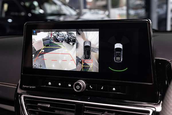 2025 Mahindra XUV3XO AX7L