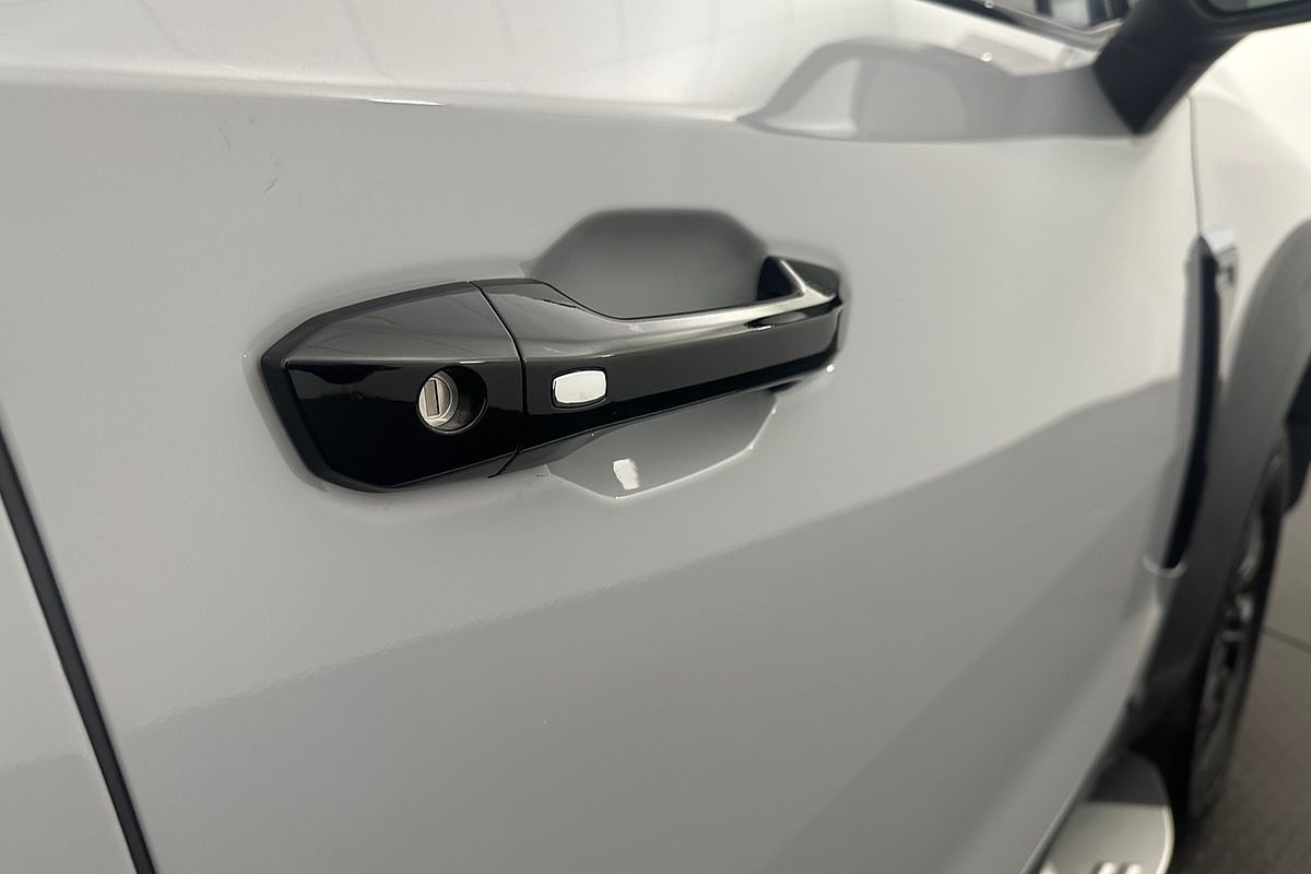 2025 LDV D90 Executive SV9A