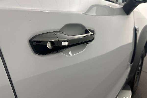 2025 LDV D90 Executive SV9A