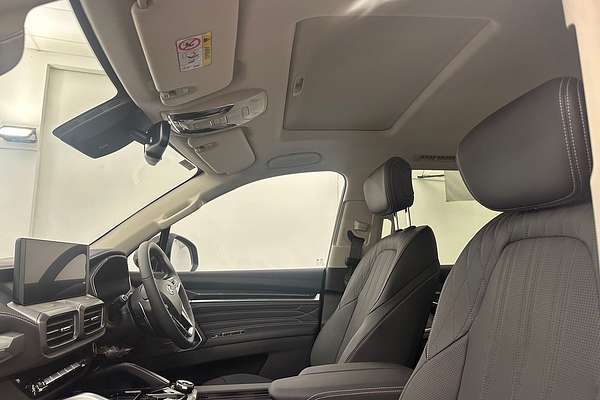 2025 LDV D90 Executive SV9A