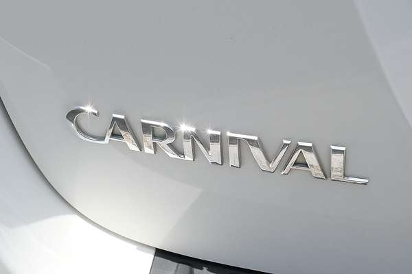 2017 Kia Carnival S YP