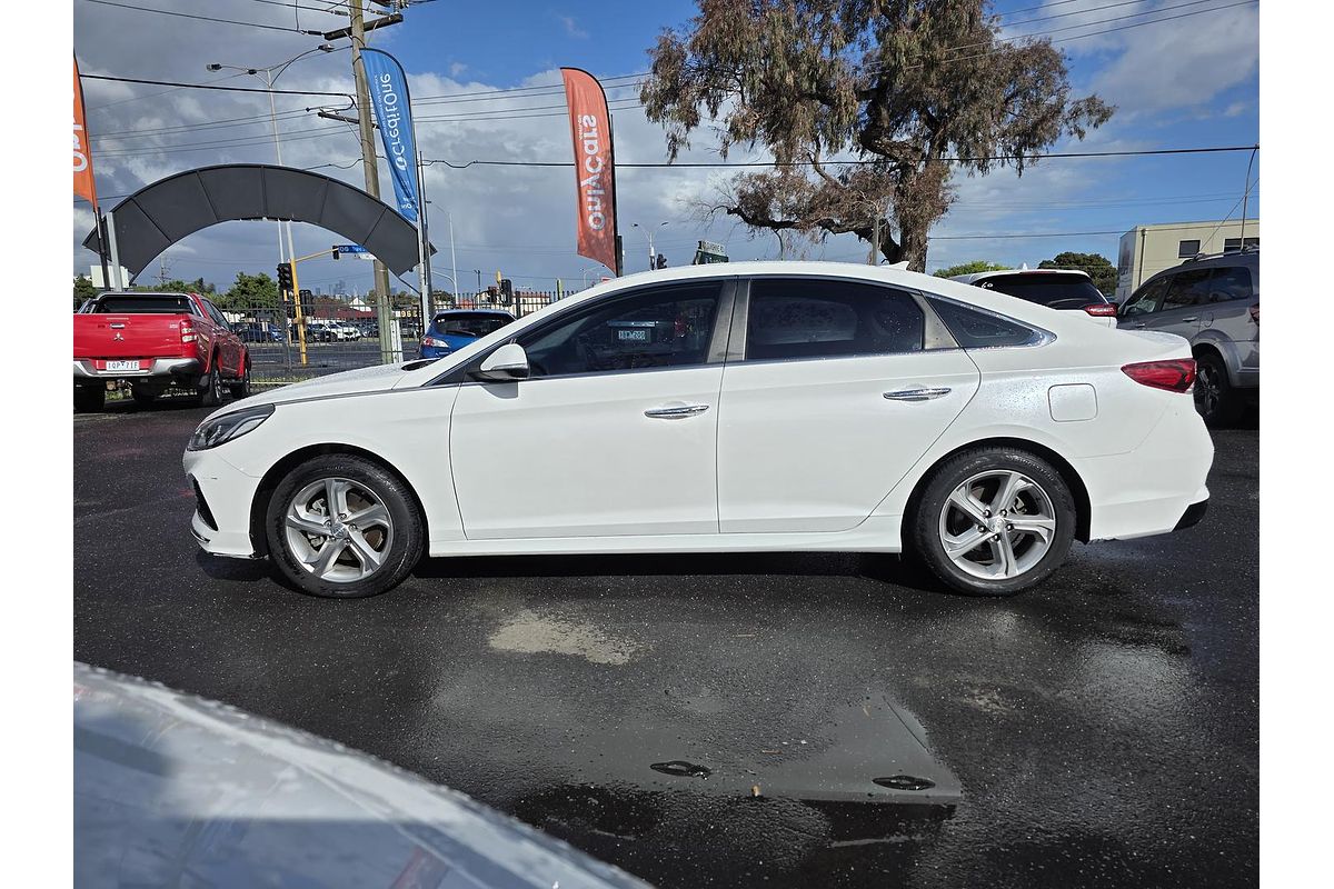 2018 Hyundai Sonata Active LF4