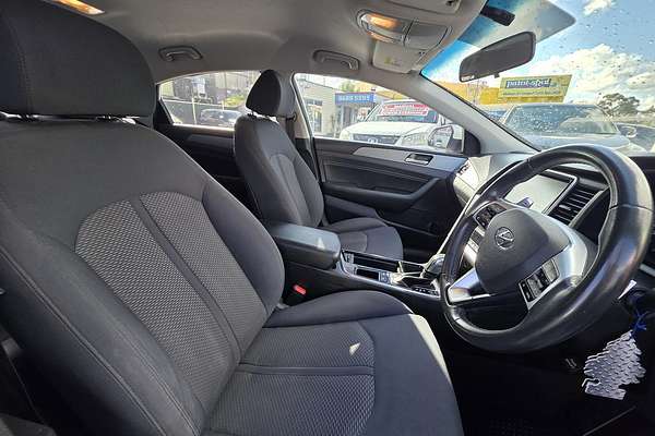 2018 Hyundai Sonata Active LF4