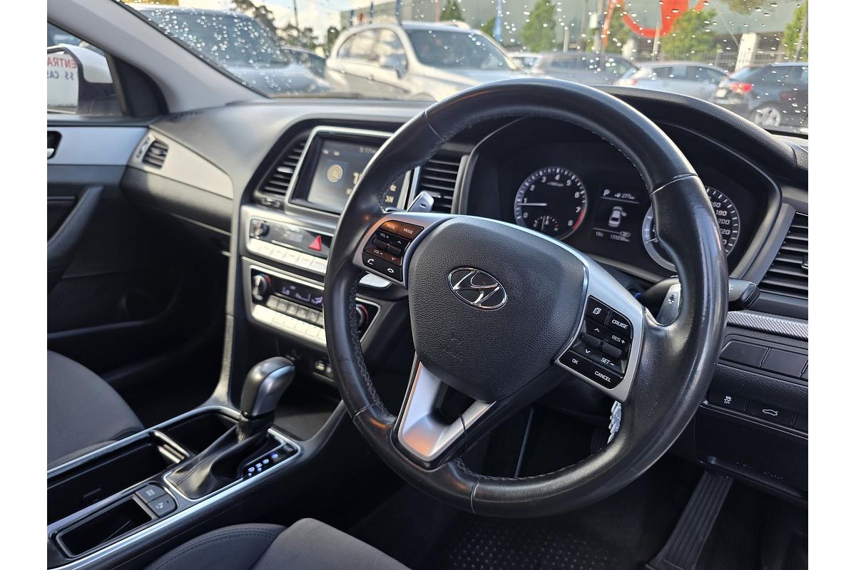 2018 Hyundai Sonata Active LF4