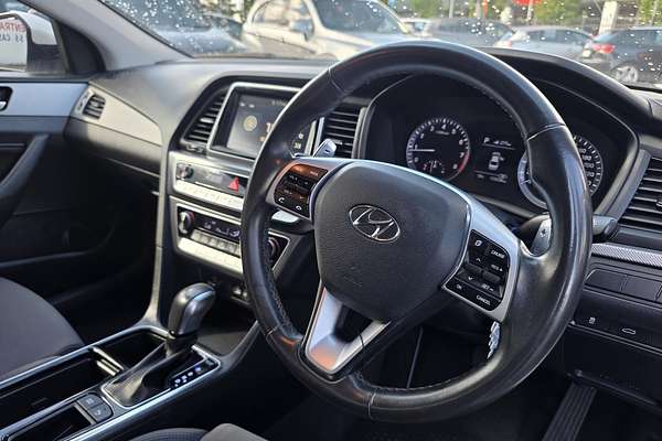 2018 Hyundai Sonata Active LF4