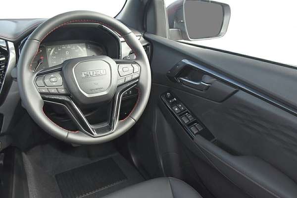 2025 Isuzu D-MAX X-TERRAIN 4X4