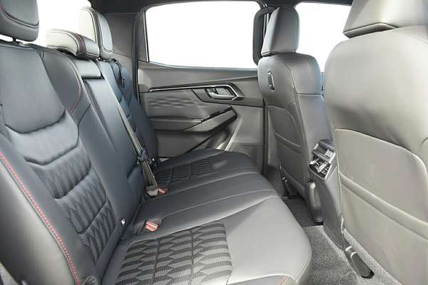 2025 Isuzu D-MAX X-TERRAIN 4X4