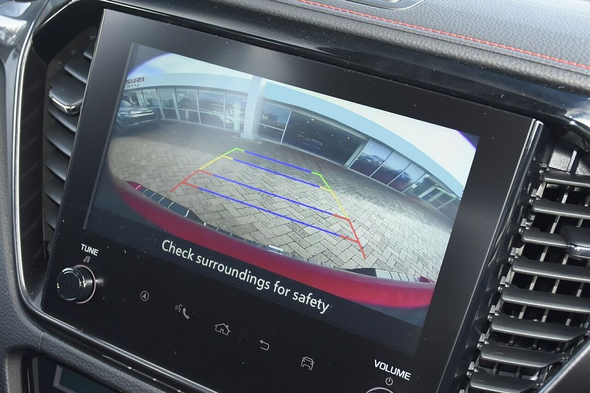 2025 Isuzu D-MAX X-TERRAIN 4X4