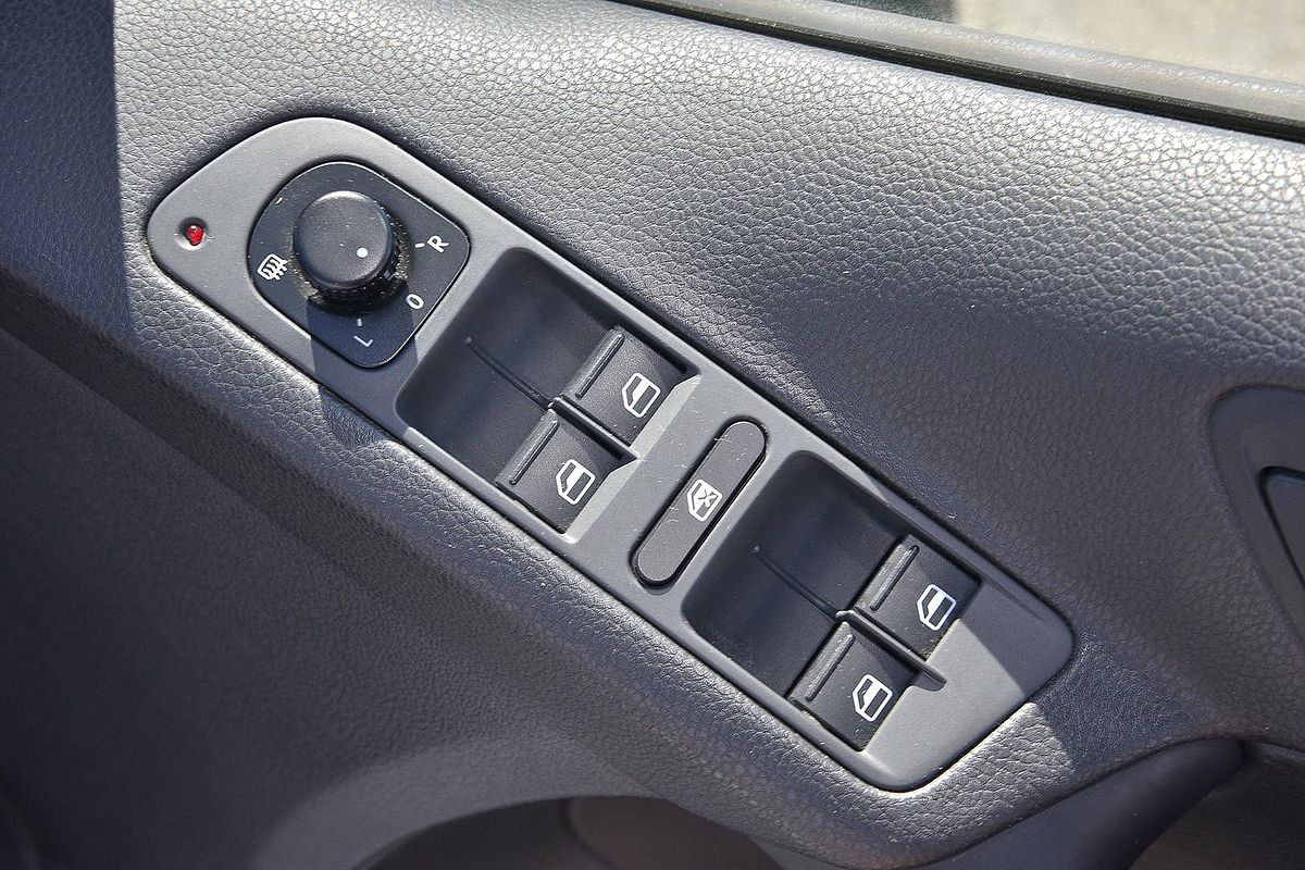 2013 Volkswagen Tiguan 103TDI Pacific 5N