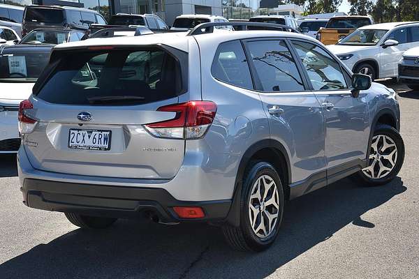 2023 Subaru Forester 2.5i S5
