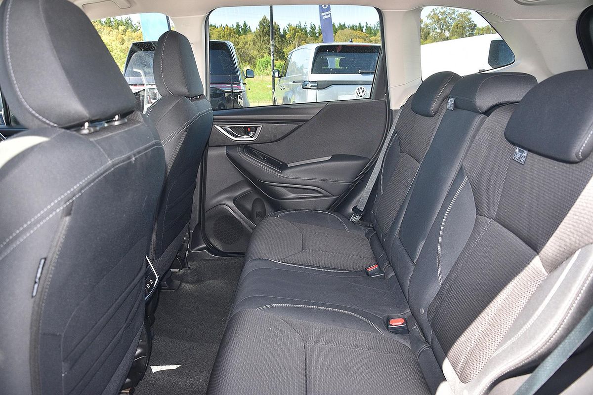 2023 Subaru Forester 2.5i S5