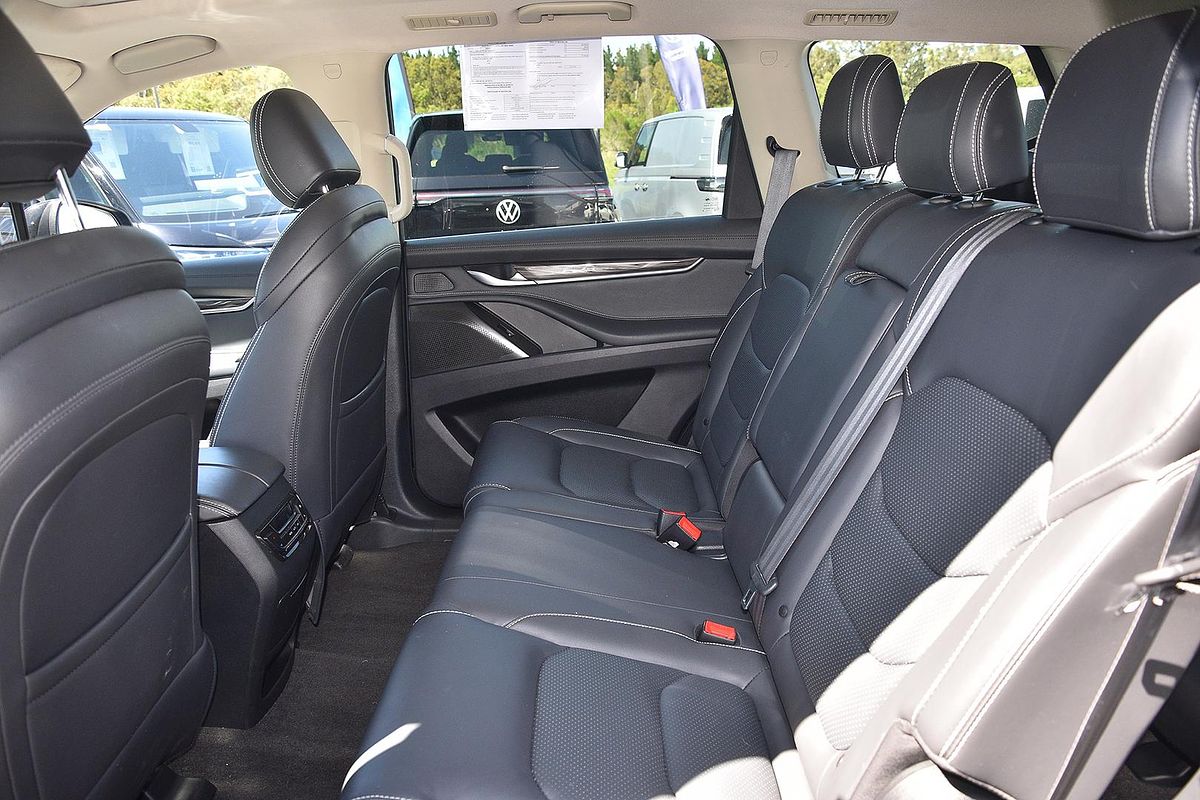 2022 LDV D90 Executive SV9A