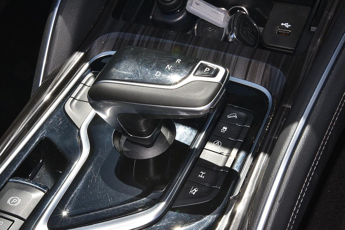 2022 LDV D90 Executive SV9A