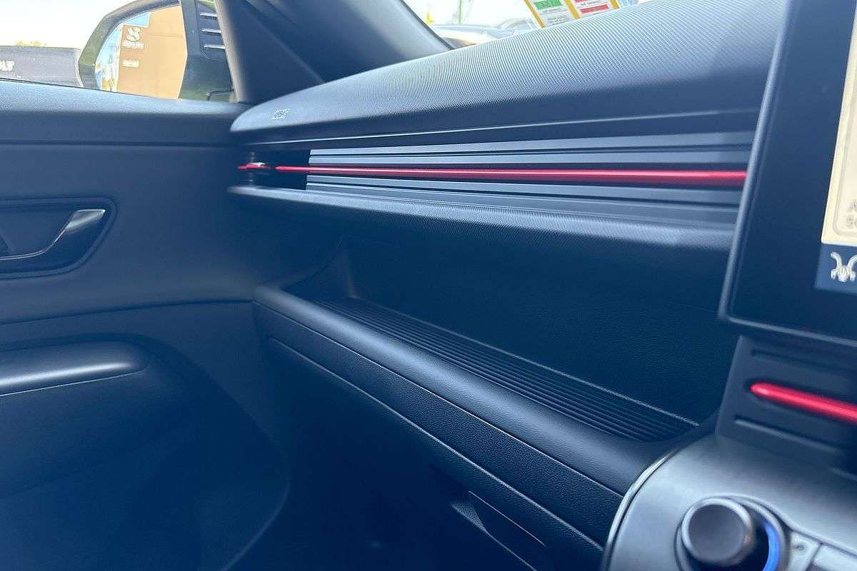 2025 Hyundai Kona Premium N Line SX2.V3