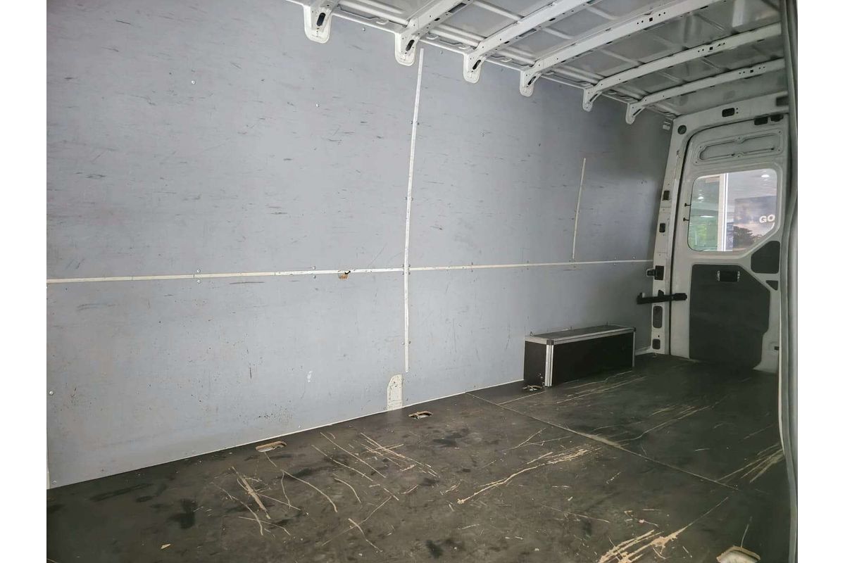 CRAFTER 35 TDI410 SY1 LWB HIGH ROOF 4 MOTION MY21 MANUAL 