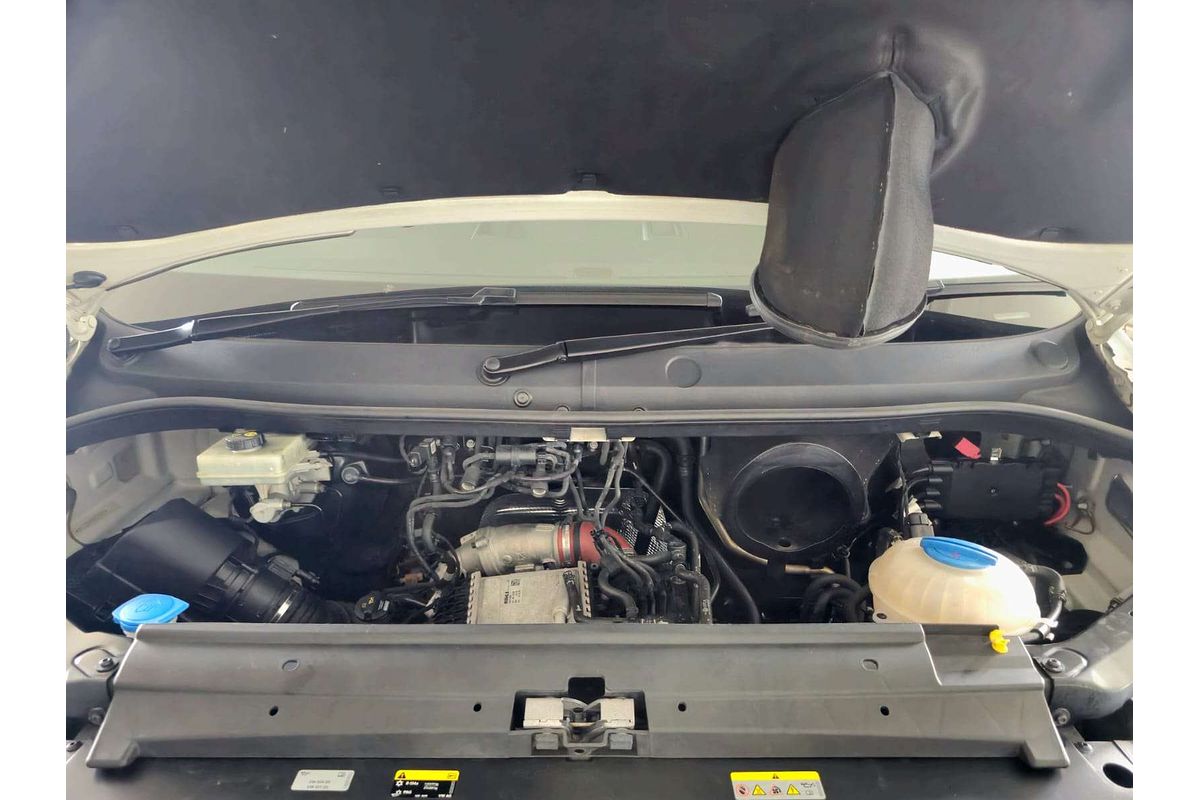 CRAFTER 35 TDI410 SY1 LWB HIGH ROOF 4 MOTION MY21 MANUAL 