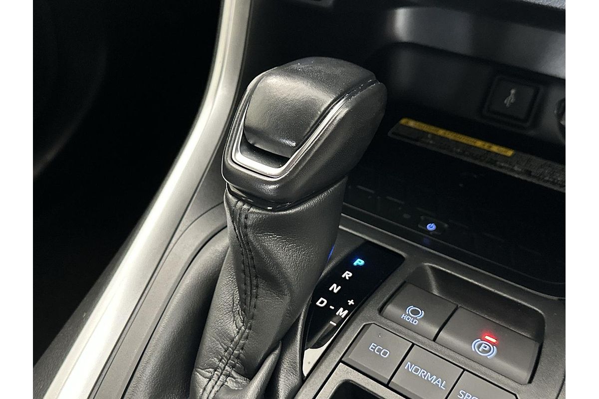 2020 Toyota RAV4 GXL MXAA52R