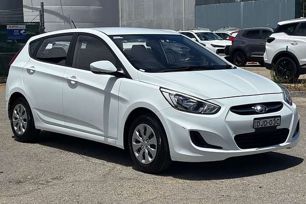 2016 Hyundai Accent Active RB4