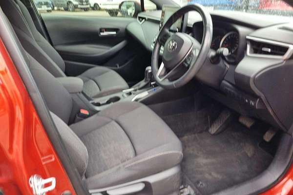 2018 Toyota Corolla SX MZEA12R