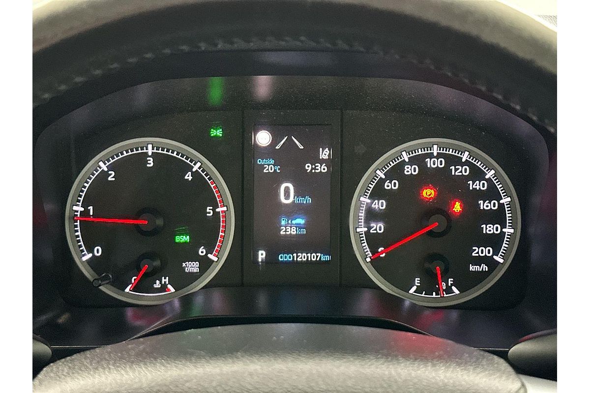 2020 Toyota Hiace Commuter GDH322R ELWB High Roof