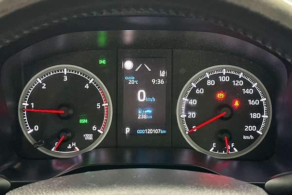 2020 Toyota Hiace Commuter GDH322R ELWB High Roof