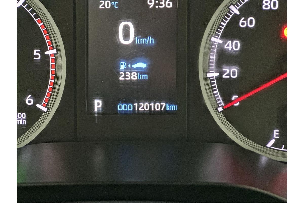 2020 Toyota Hiace Commuter GDH322R ELWB High Roof