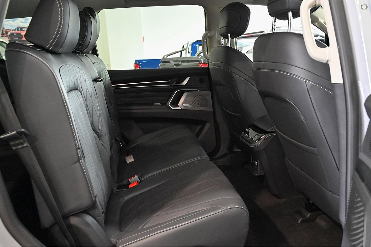 2025 LDV D90 Executive SV9A