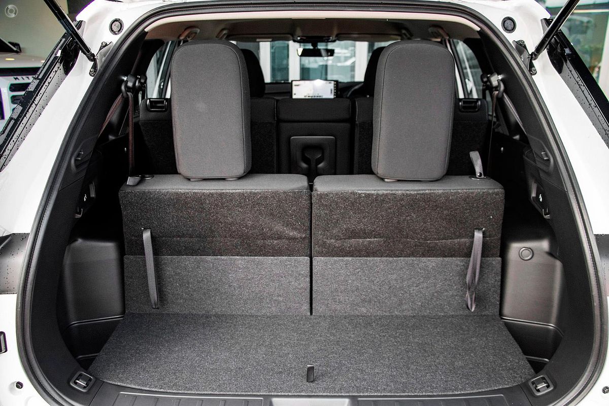 2025 Mitsubishi Outlander ES ZM