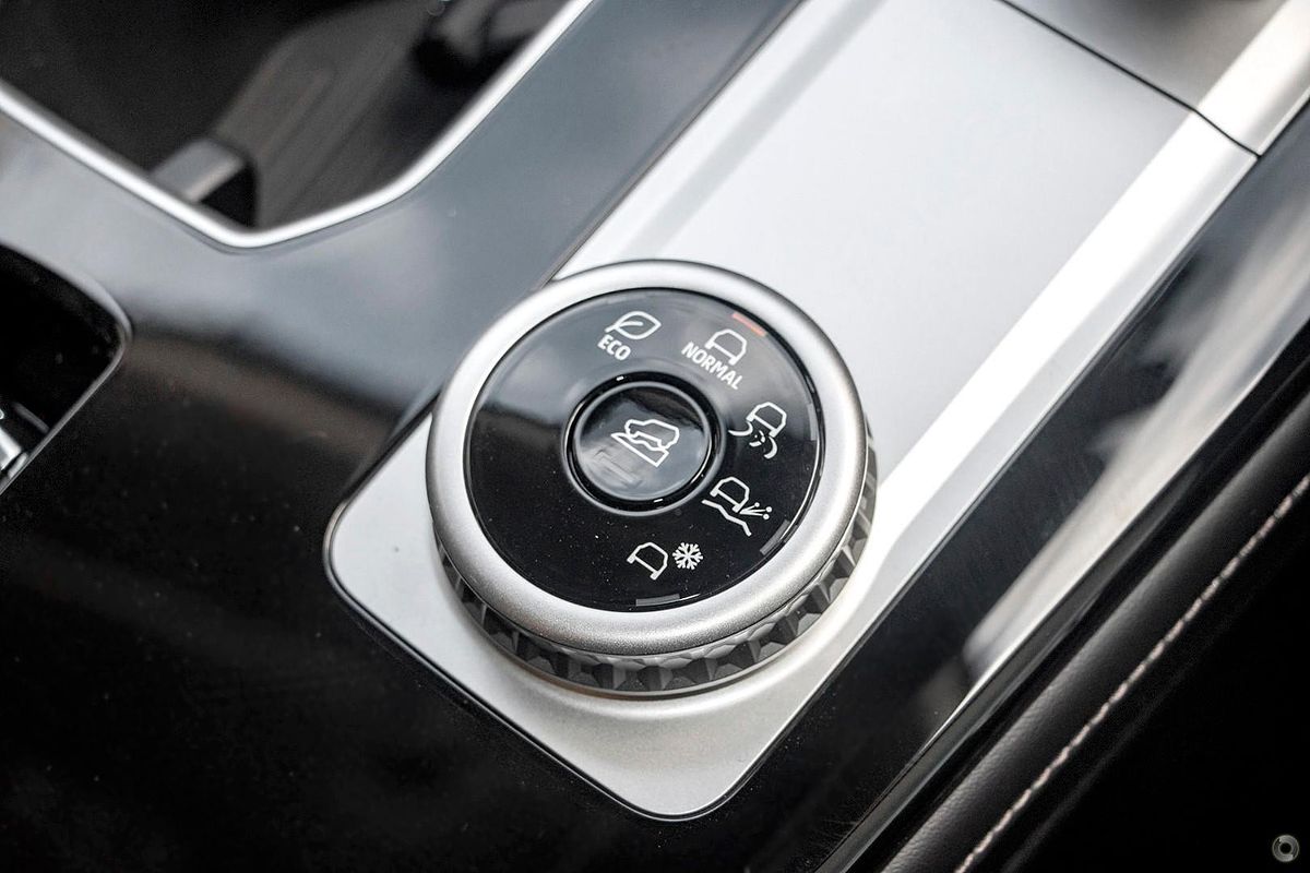 2025 Mitsubishi Outlander ES ZM