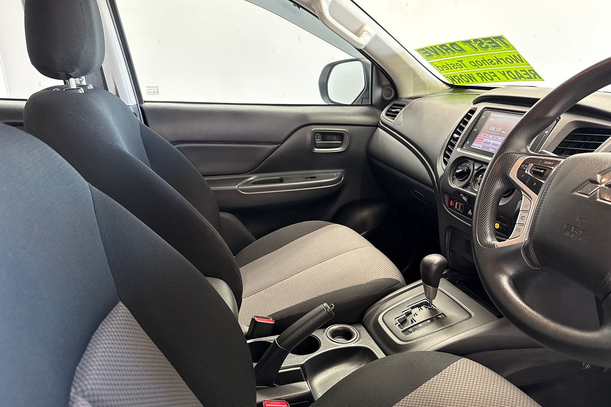 2023 Mitsubishi Triton GLX MR