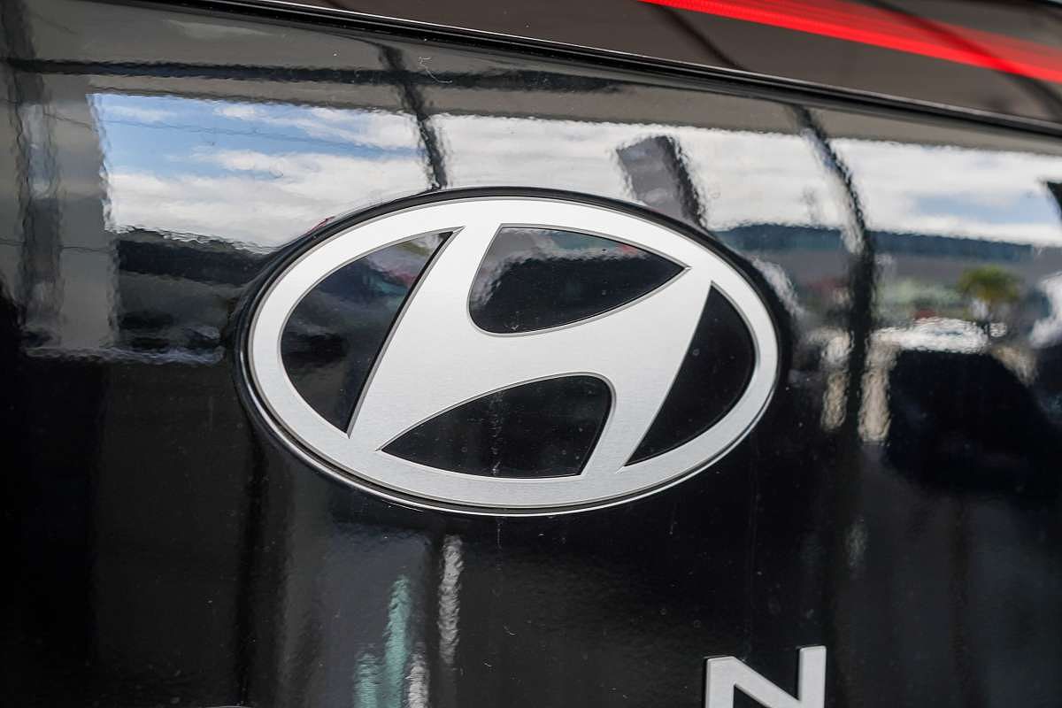 2025 Hyundai Kona Premium N Line SX2.V3