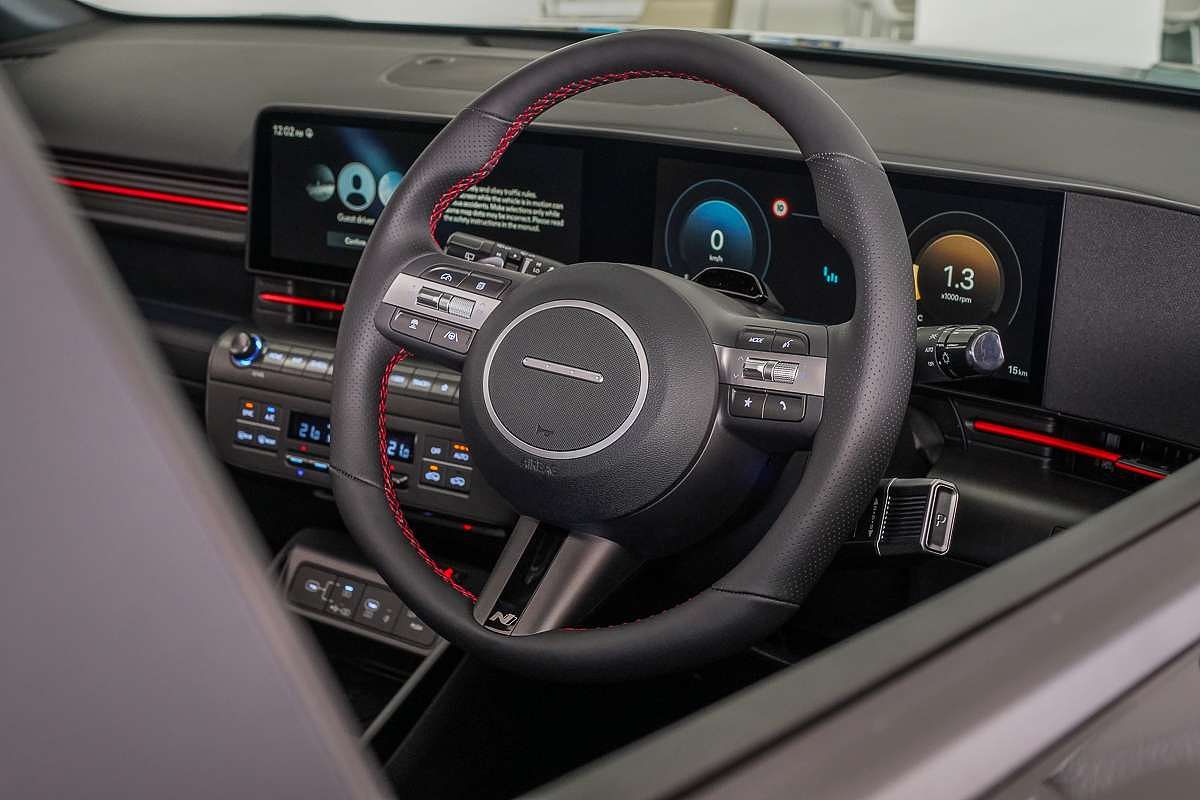 2025 Hyundai Kona Premium N Line SX2.V3