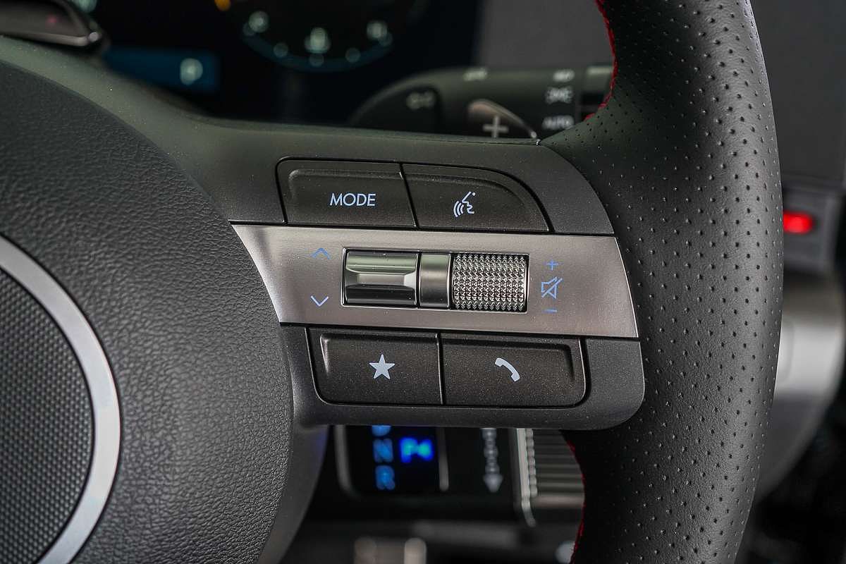 2025 Hyundai Kona Premium N Line SX2.V3